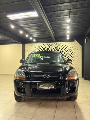 HYUNDAI TUCSON 2.0 MPFI GL 16V 142CV 2WD GASOLINA 4P AUTOMÁTICO HYUNDAI TUCSON 2.0 MPFI GL 16V 142CV 2WD GASOLINA 4P AUTOMÁTICO